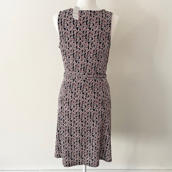 LOFT Outlet | Petite Floral Print Faux Wrap Tie Waist Dress *NWT* - Picture 6 of 12